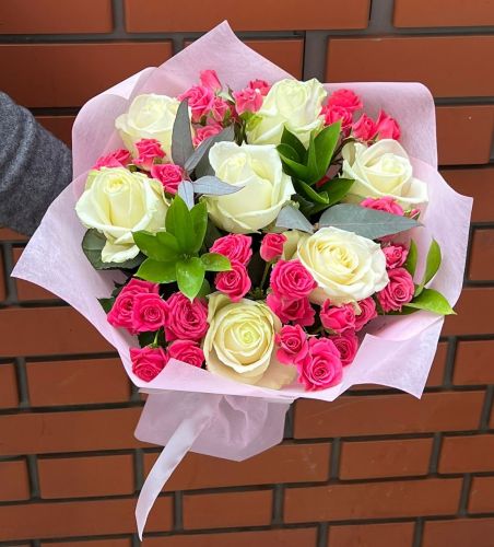 Заказать букет "Магия" цветов с доставкой по Астрахани